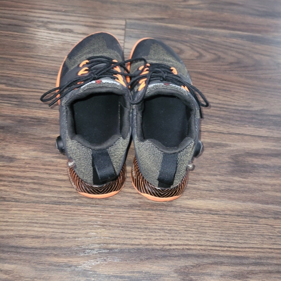 Reebok crossfit Pump sneakers size 8. Preowned good condition, took picture from - Picture 3 of 8